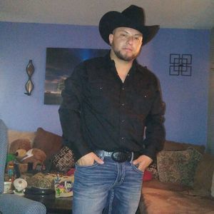 Meet your Posher, Adrian